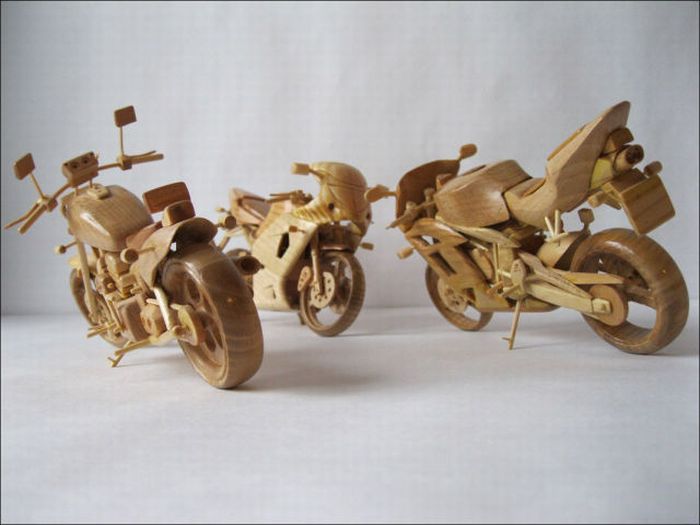 Интересные деревянные мотоциклы.