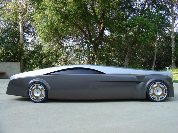 Открытый Rolls-Royce Apparition