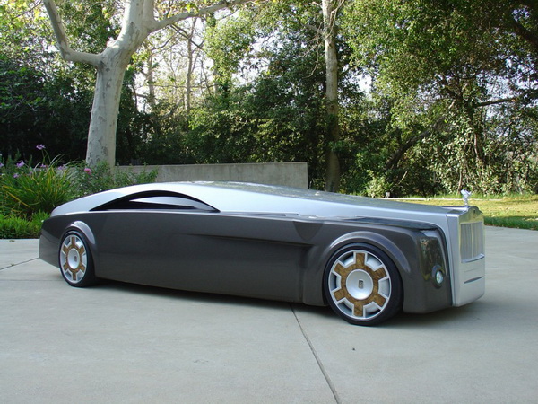Открытый Rolls-Royce Apparition