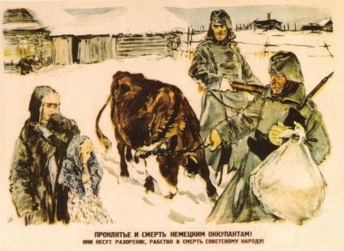 Антифашистские плакаты времен Советского Союза.