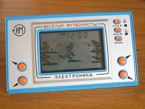 Старые игры, а у Вас какая из них была?