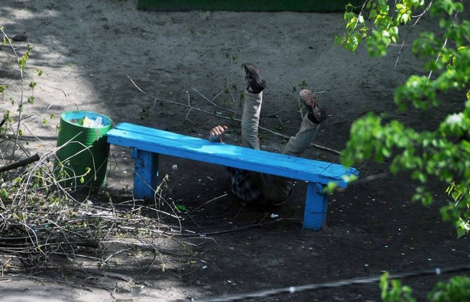 Жизнь одной скамейки.