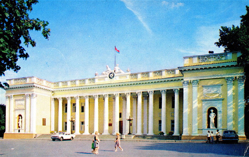 Фото города Одессы в цвете