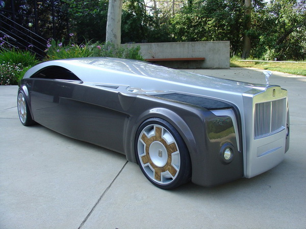 Открытый Rolls-Royce Apparition