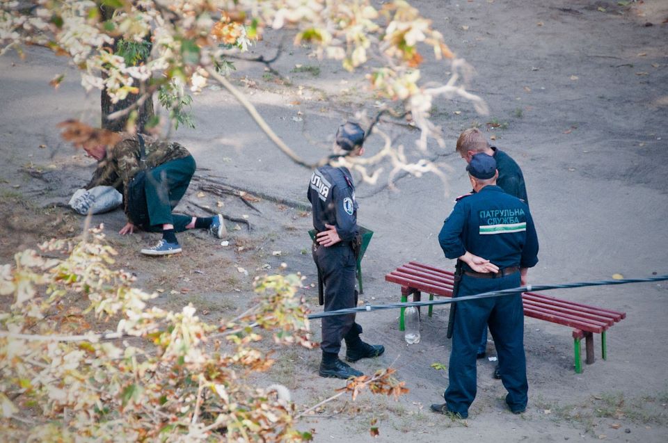 Жизнь одной скамейки.