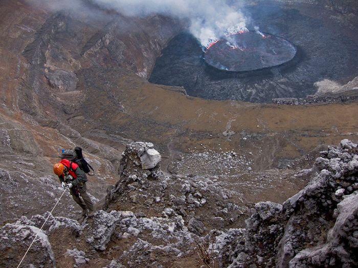 Жерло вулкана Nyiragongo в Африке