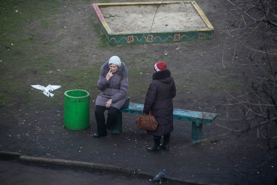 Жизнь одной скамейки.