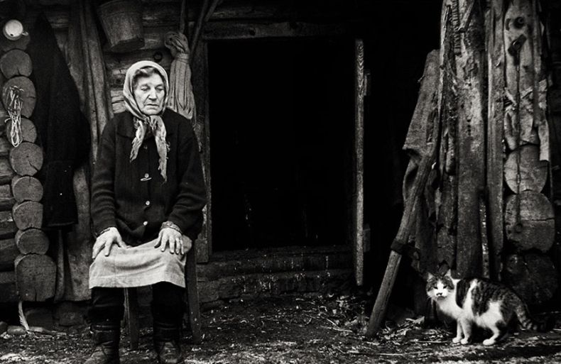 Жизнь людей в российских селах.
