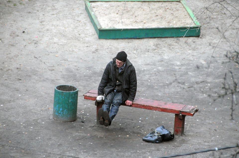 Жизнь одной скамейки.