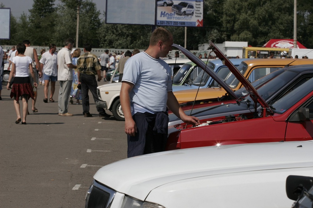 На что обратить внимание при покупке автомобиля б/у Авто и Мото