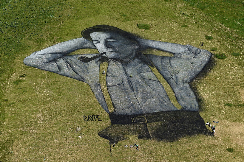 Рисунок мужчины на горе