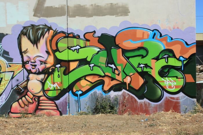 Шикарные граффити на стенах