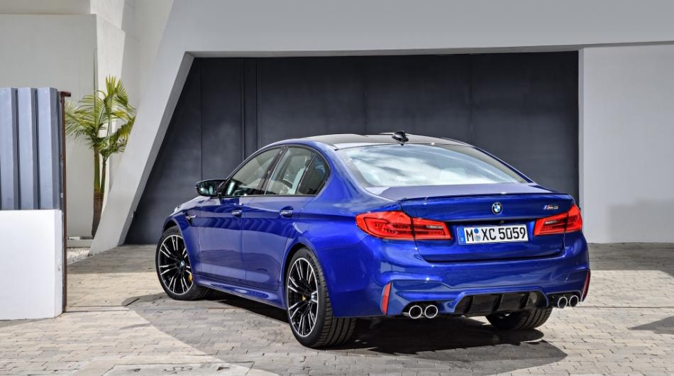 Серийная BMW M5
