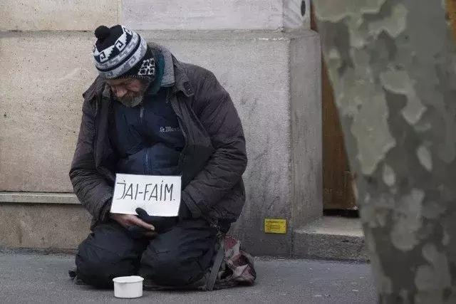 Фото бездомных разных стран.