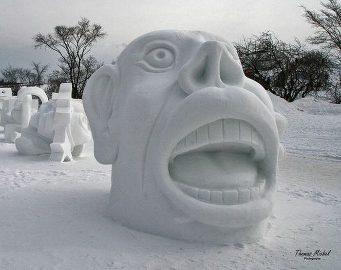 Потрясающие скульптуры из снега.