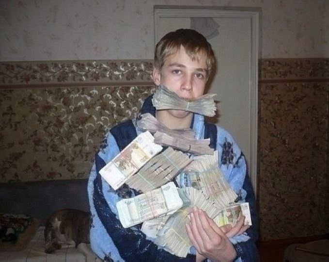 Прикольные девушки и парни с деньгами из соц сетей.