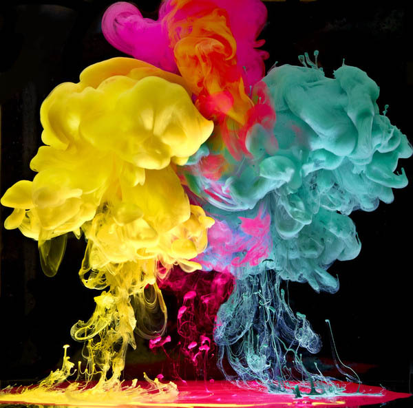 Вода и краски. Потрясающие фото