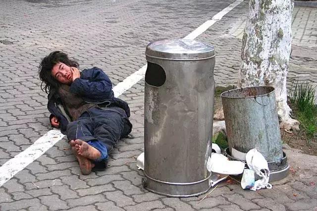 Фото бездомных разных стран.