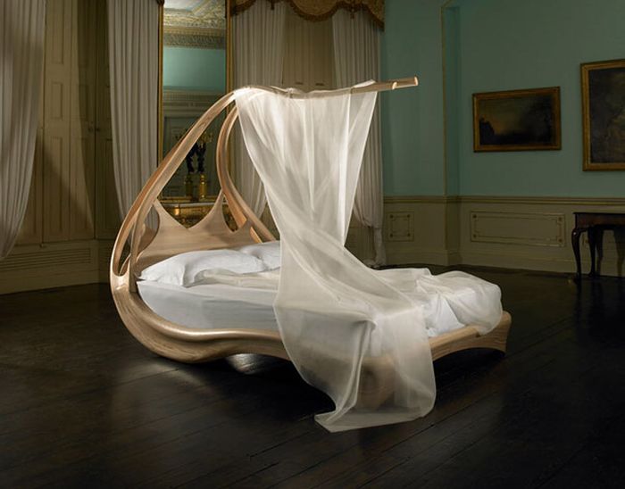 Комфортные креативные кровати.