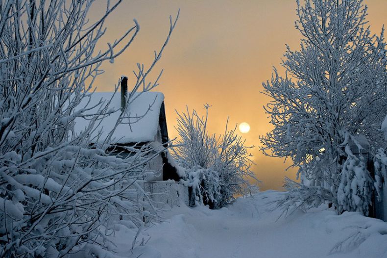 Жизнь людей в российских селах.