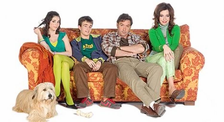 Сериал "Счастливы вмести" актеры в разных странах.